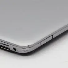 Zużyty róg laptopa